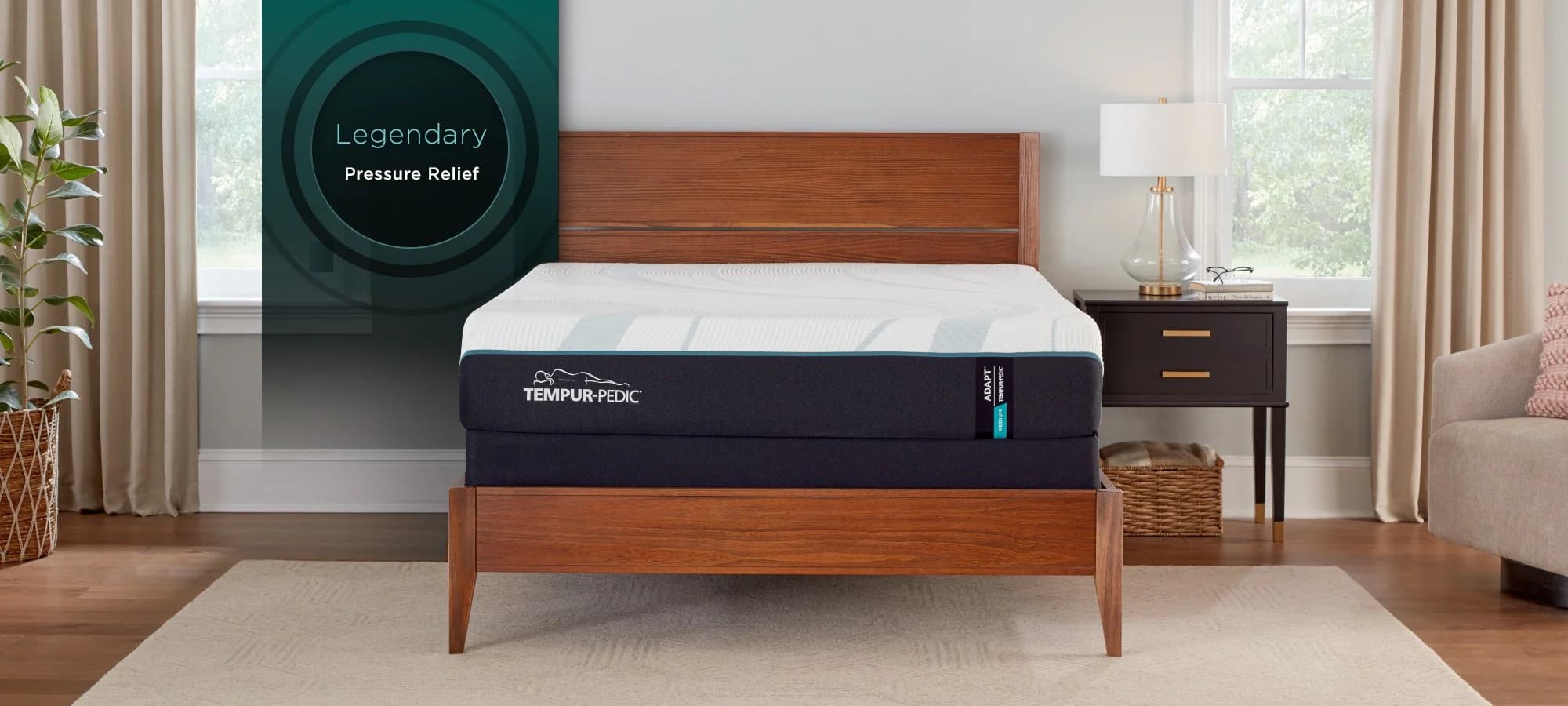 tempur-pedic Adapt Medium hybrid 2.0 queen — luxury mattress closeout